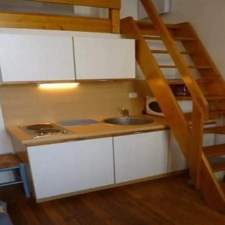 Foncillon : Avec Grande Terrasse Privative + Studio Appartement Royan